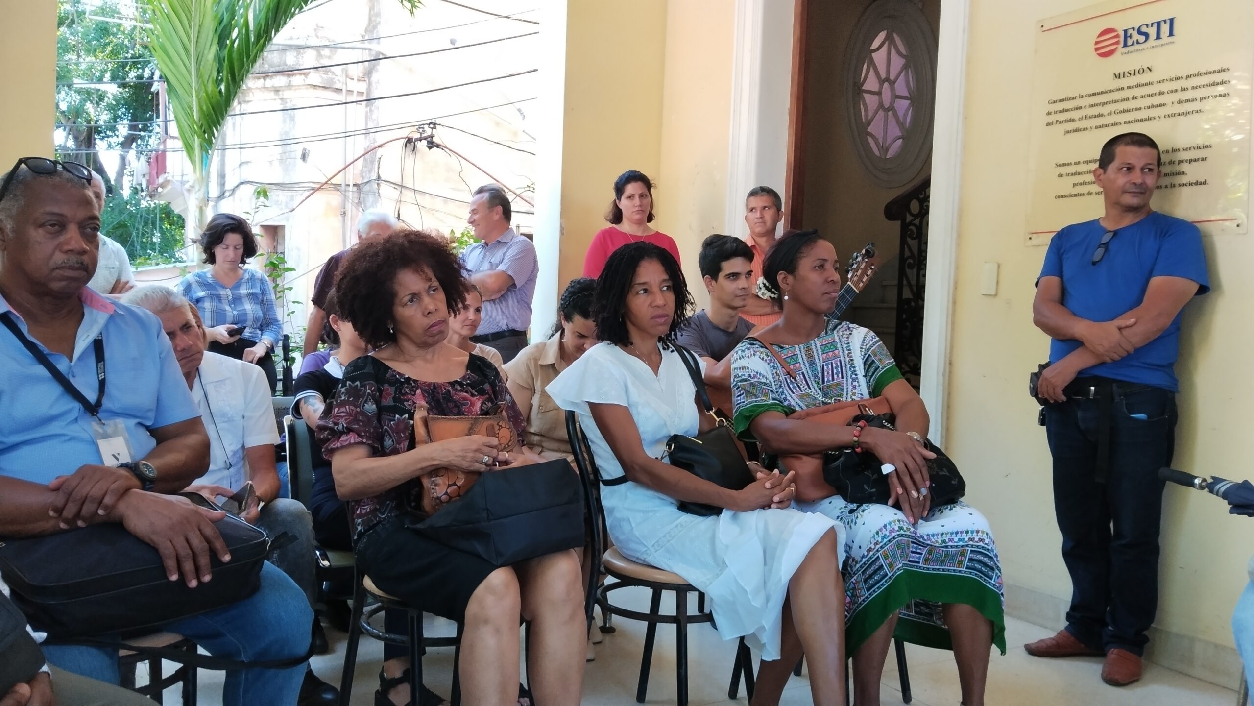 Celebran el XXXI aniversario de la Asociación Cubana de Traductores e Intérpretes